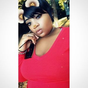 Meet your Posher, Irisha